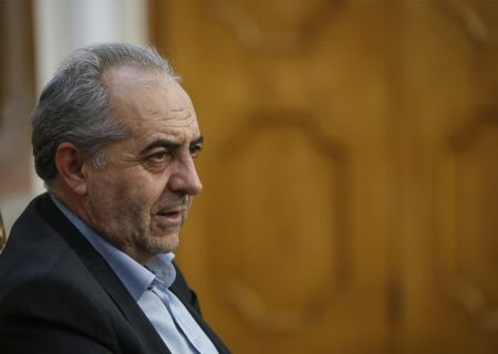 مدیران باید گوش شنوا برای مشکلات مردم داشته باشند