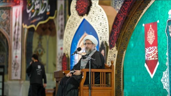 آذربایجان قهرمانانه انقلاب و تمامیت ارضی ایران را حفظ کرده است