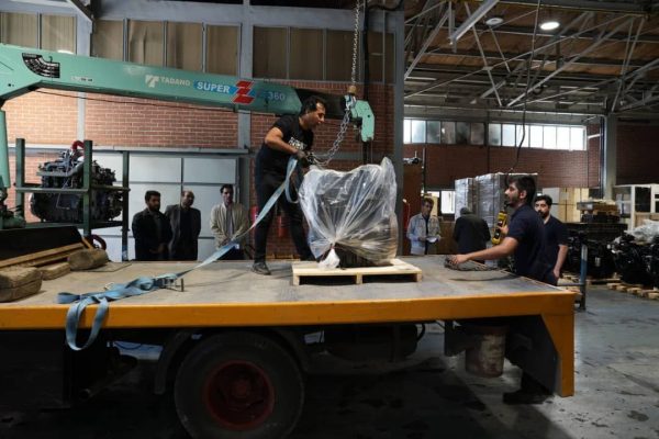 اهدای موتورهای تولیدی تراکتورسازی به شبکه‌های آموزشی کشور
