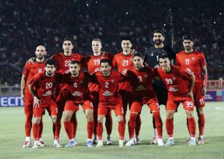 الوحده از چنگ تراکتور گریخت