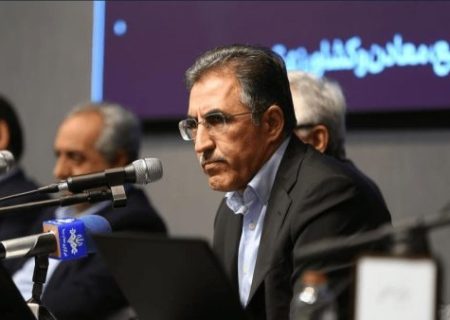 رئیس کمیسیون صنایع و معادن مجلس: بانک مرکزی تنها به فکر خود است