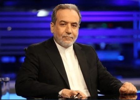 عراقچی: بازگشایی مرز زمینی با آذربایجان در دستورکار است