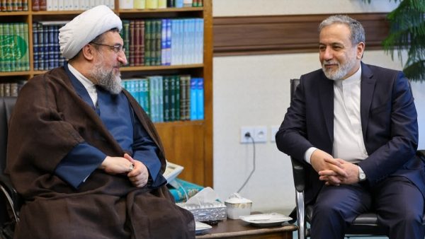 مردم ایران عقب‌نشینی را خیانت به غیرت دینی و ملی می‌دانند