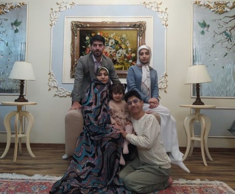 او برای سه فرزندش و ده‌ها دختر دیگر &#۸۲۲۰;مادر&#۸۲۲۱; است