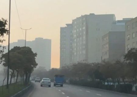 احتمال تاثیر خشکی دریاچه ارومیه در آلودگی هوای تبریز/حجم بالای مراجعات مردم علت کندی وبسایت ایستگاه سنجش آلودگی هوا