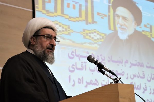 آیت الله میلانی، عالمی با لطافت روحی ملائکه و پیشرو در علم و معنویت