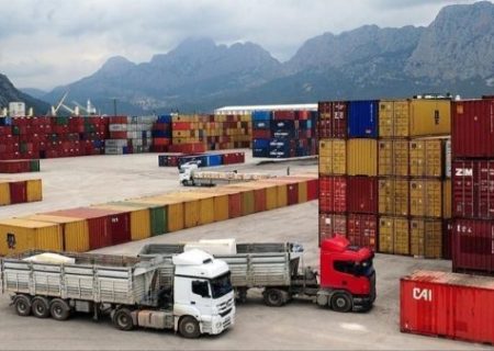 صادرات بیش از یک میلیارد دلار کالا از گمرکات آذربایجان شرقی