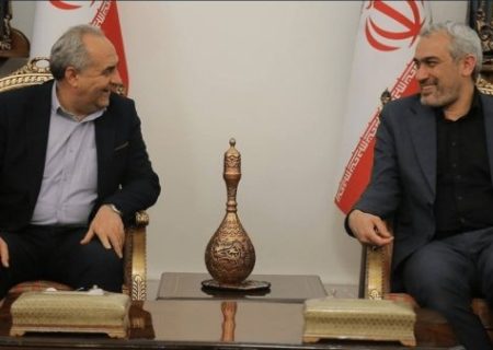 وزیر اقتصاد و دارایی وارد تبریز شد