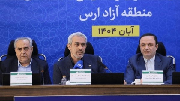 مدنی‌زاده: بخشنامه‌‌‌های محدودکننده تجارت آزاد لغو می‌شود