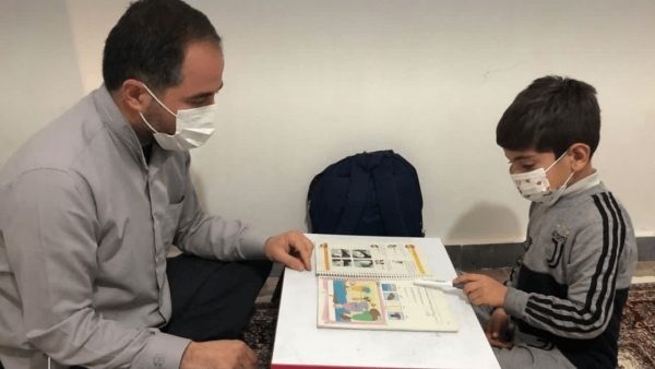 مدرسه‌ای که در خانه آقای معلم «هوراندی» برپا شد