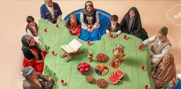 صله‌رحم در شب یلدا؛ سنتی که قلب ایران را گرم می‌کند