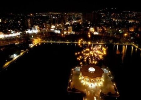 آسمان تبریز به مناسبت عید بزرگ نیمه شعبان نور باران می‌شود