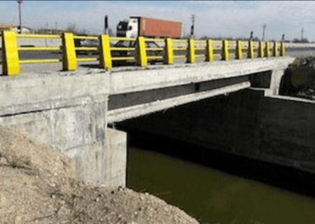 مسدود شدن جاده قدیم تبریز_بستان آباد بر اثر اصابت موشک