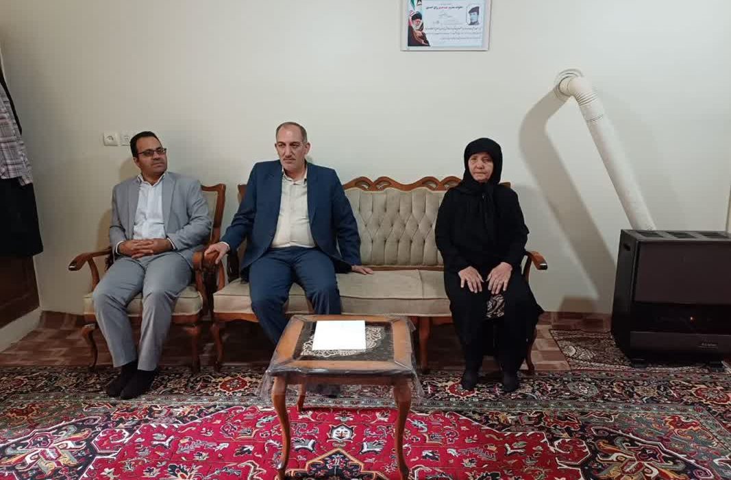 دیدار رییس بنیاد تبریز با چهار عضو جامعه ایثارگری