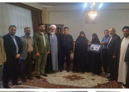 دیدار رئیس دانشگاه پیام نور آذربایجان شرقی با خانواده شهید انباری