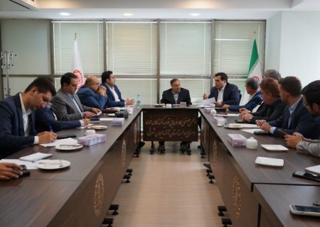نشست هیئت مدیره و اعضاء انجمن فولاد آذربایجان با رئیس مجمع نمایندگان استان