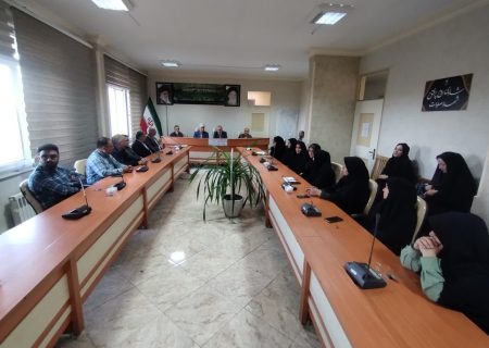 خادمین شهدا باید فراتر از وظایف اداری روحیه خدمتگزاری داشته باشند