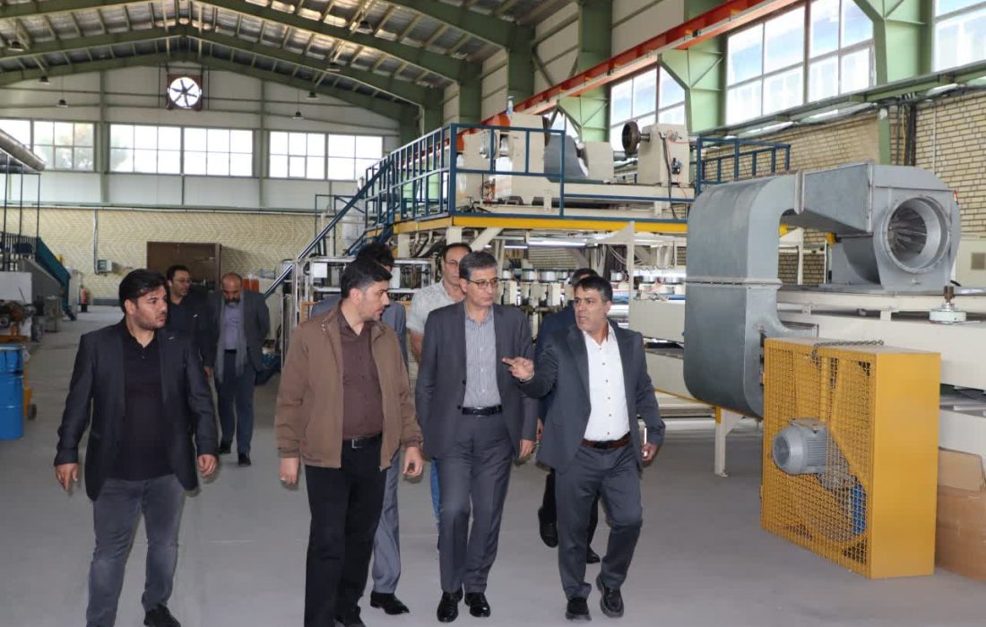 بازدید سرپرست اداره‌کل صمت آذربایجان شرقی از گروه صنعتی مهر ظفر