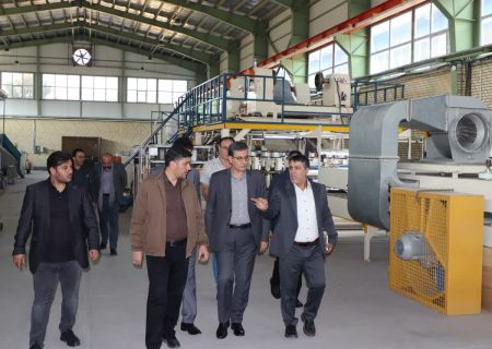 بازدید سرپرست اداره‌کل صمت آذربایجان شرقی از گروه صنعتی مهر ظفر