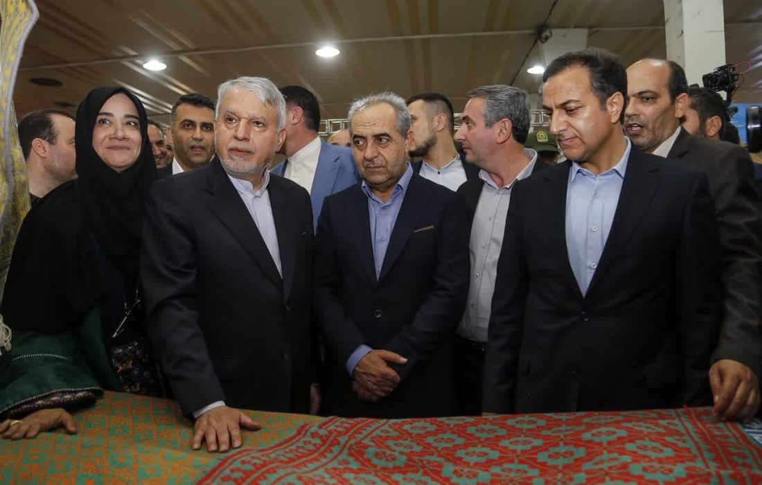 نمایشگاه‌های صنایع دستی زمینه‌ساز گسترش بازار محصولات تولیدی هنرمندان است