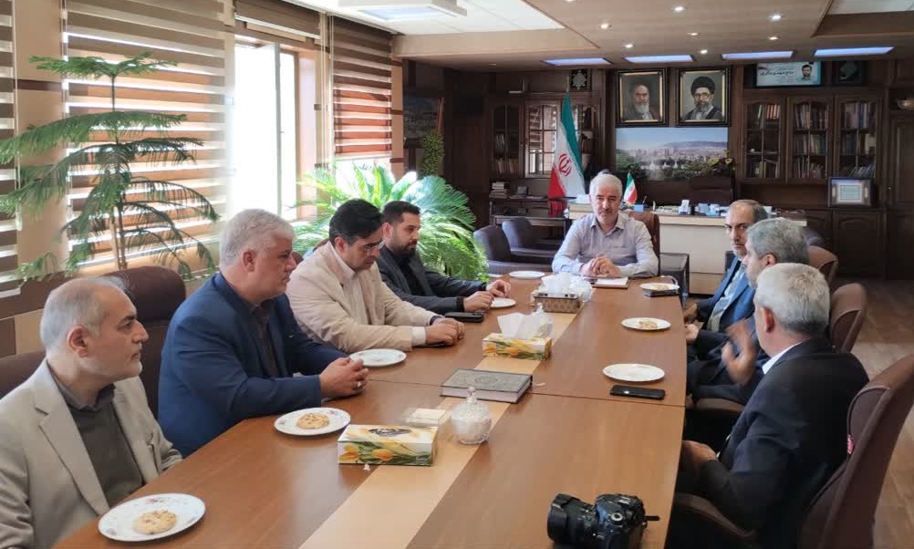 دیدار صمیمی رییس بنیاد شهید و امور ایثارگران با فرماندار  تبریز