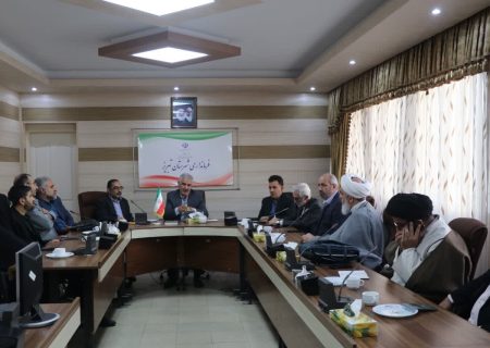 روابط شهرداری، شورا و فرمانداری باید در راستای ارائه خدمات مناسب به شهروندان باشد
