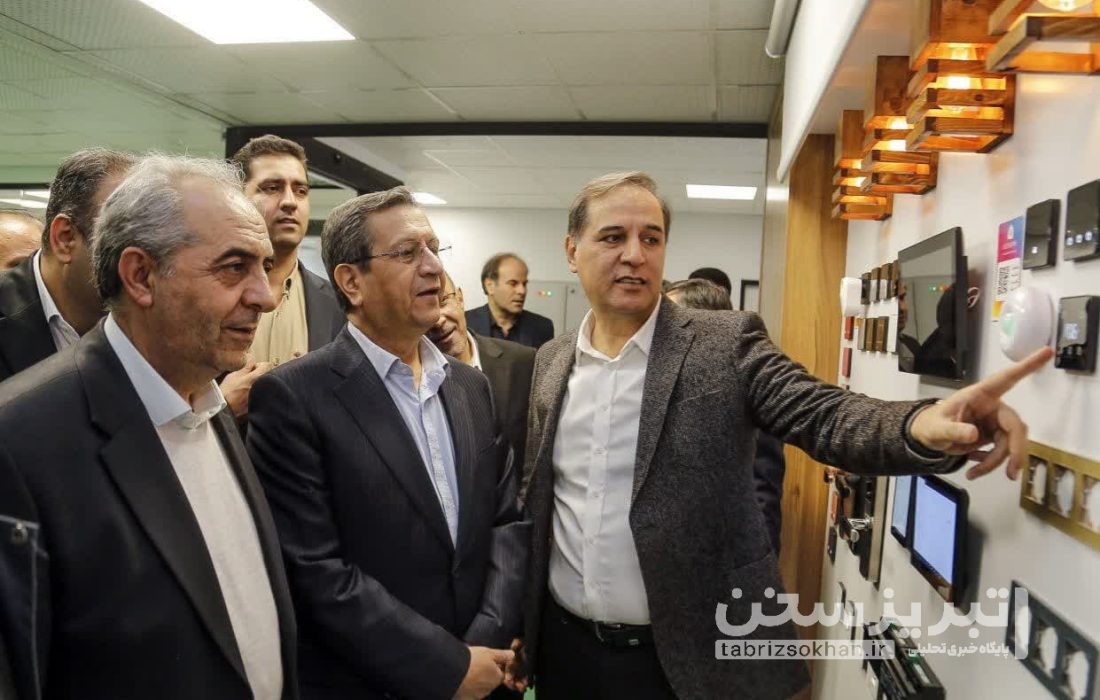 وزیر اقتصاد از صنایع دانش‌بنیان صبح پارلار آسیا بازدید کرد