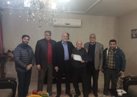 هدایت مهابادپور سلامتی خود را فدای تراکتور کرد