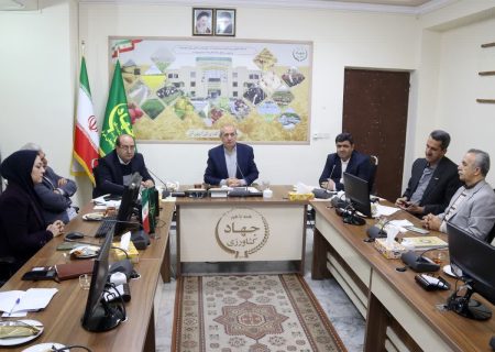 عشایر نقشی کلیدی در حفاظت از امنیت و منابع طبیعی کشور دارند