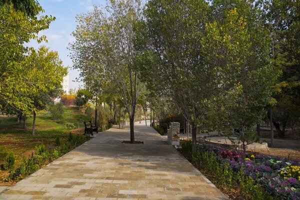 توسعه ۳۰۰ هکتاری فضای سبز و احداث ۳۶ پارک جدید در تبریز