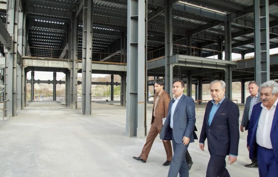 استاندار آذربایجان شرقی از بزرگترین هتل در دست ساخت کشور بازدید کرد