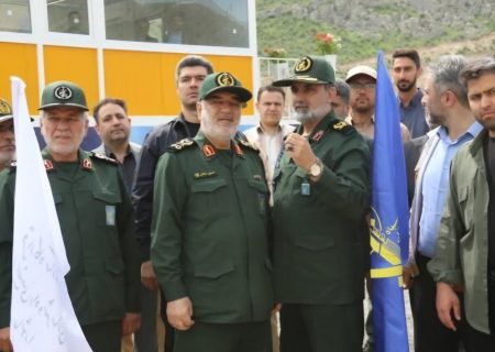 بازدید فرمانده کل سپاه از پروژه‌های عمرانی مهم در مناطق مرزی