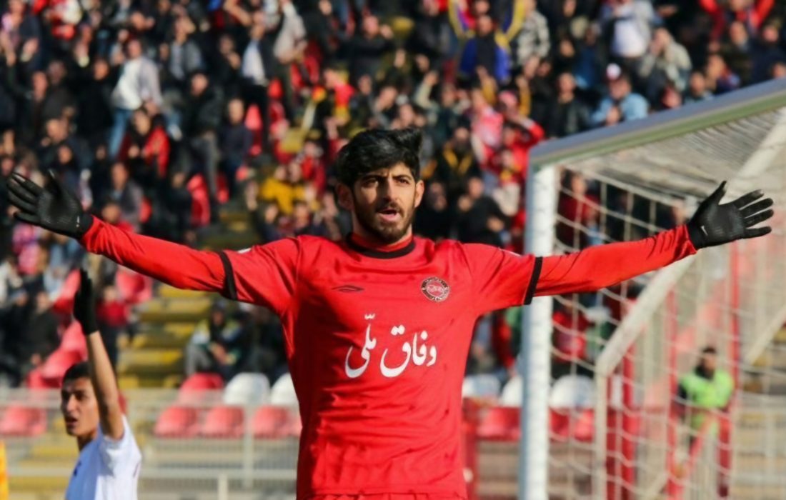 مهدی ترابی: خیلی خوشحالم با تراکتور قهرمانی را تجربه کردم