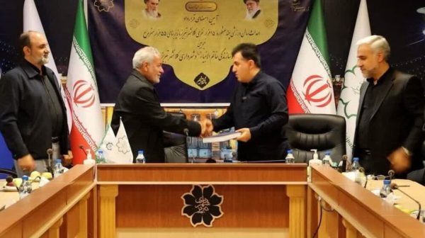قرارداد بزرگترین سالن سرپوشیده ورزشی کشور در تبریز امضا شد